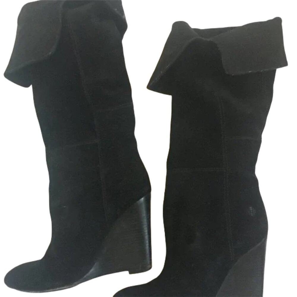House of Harlow Sillia  Suede Wedge Boot